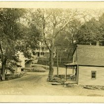 Pa10 - New Preston Hill Rd Looking East